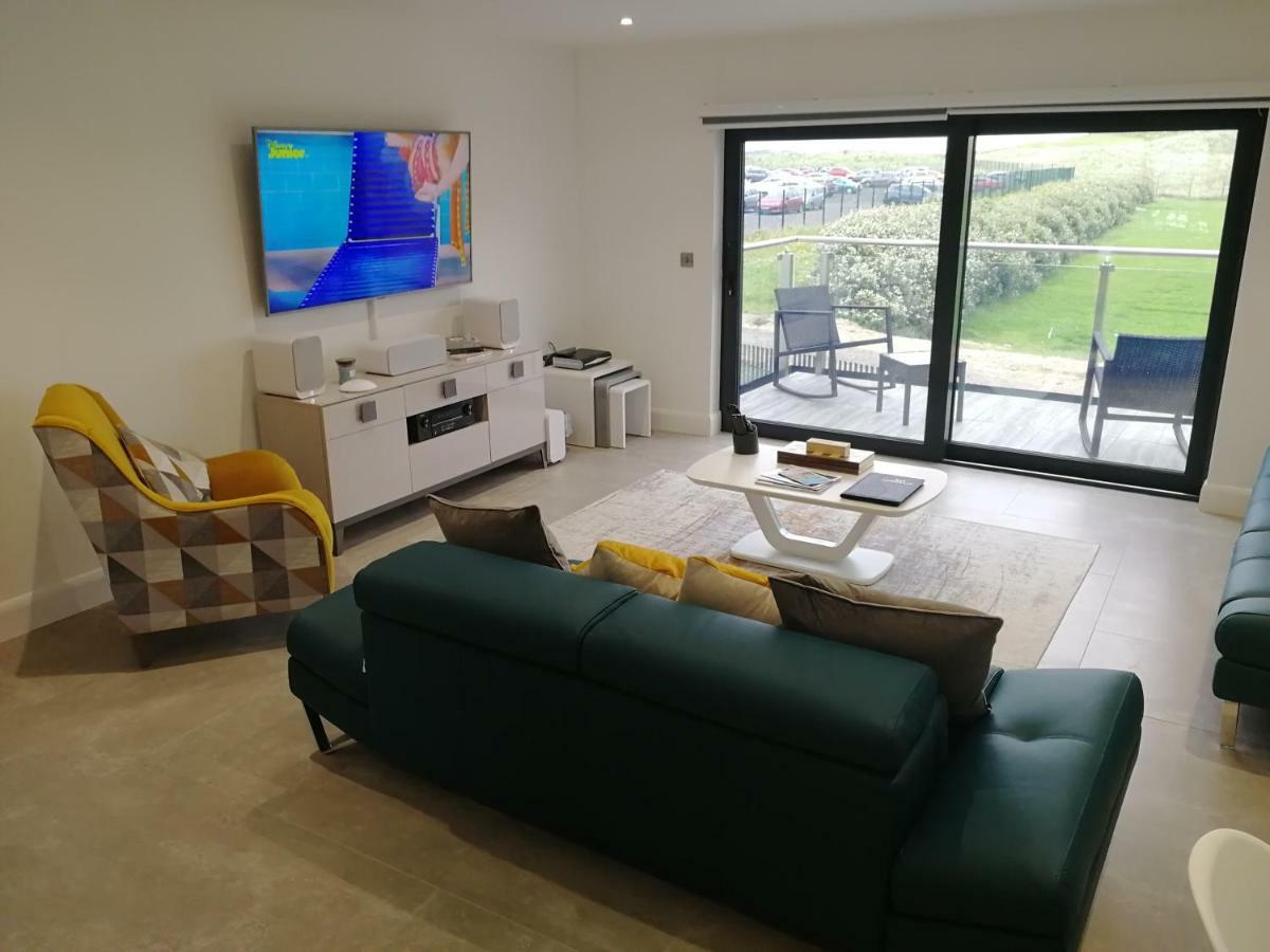 Apartment Luxury Apartment, Currangate *