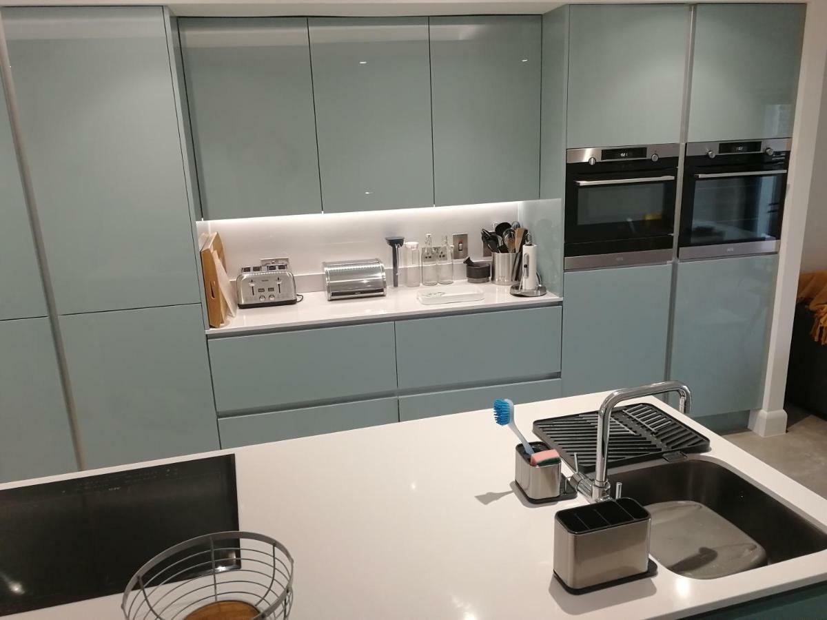 Luxury Apartment, Currangate *