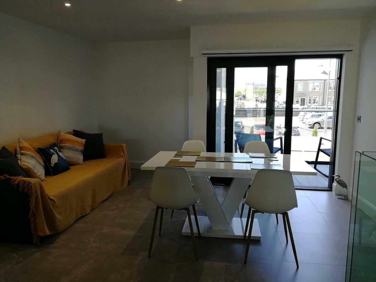 Luxury Apartment, Currangate *