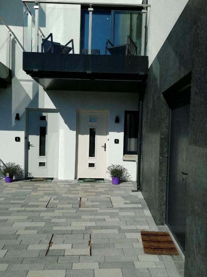 Luxury Apartment, Currangate *
