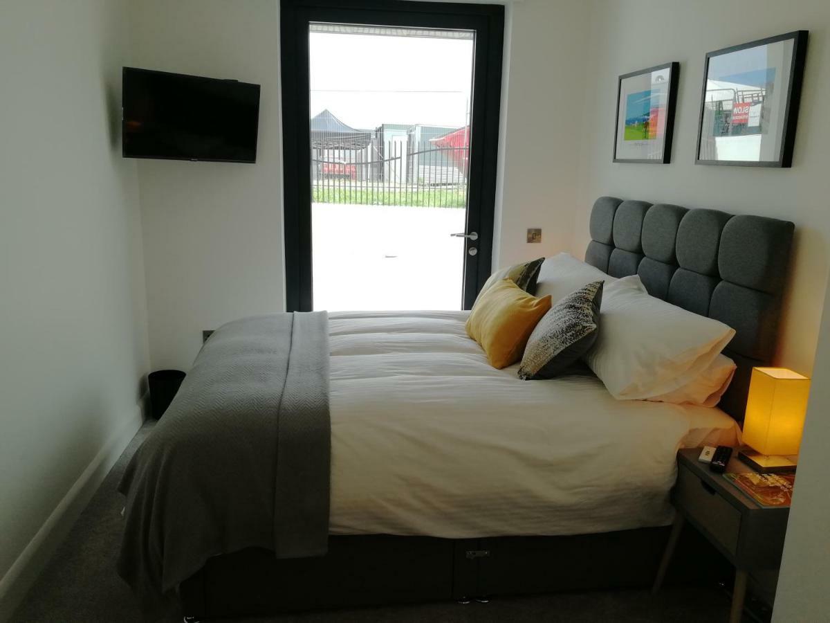 Apartment Luxury Apartment, Currangate *